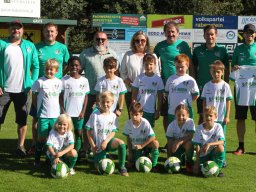 U8 Spiel + Dressenübergabe